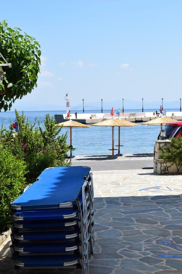 Oceanis Hotel Тірос Екстер'єр фото